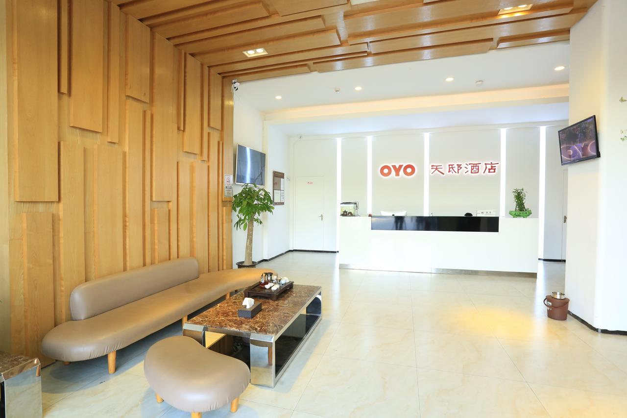 Oyo8001 Tiandi Hotel Shenzhen Extérieur photo