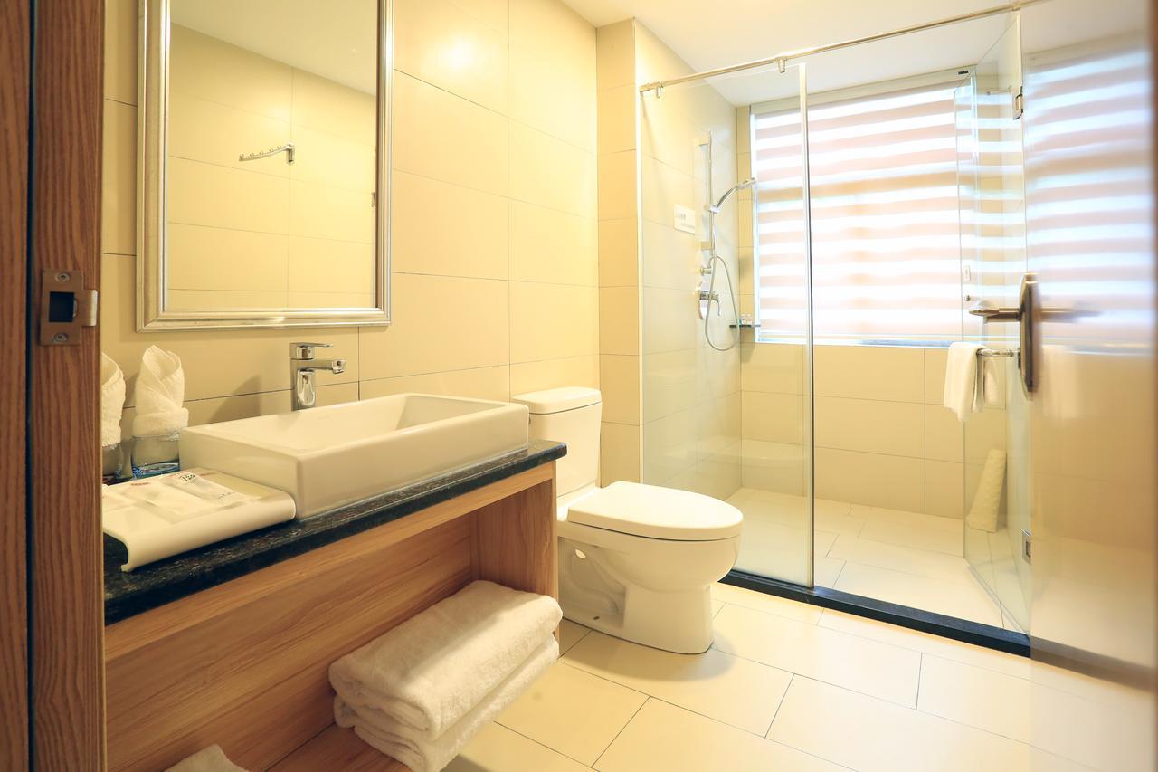 Oyo8001 Tiandi Hotel Shenzhen Extérieur photo